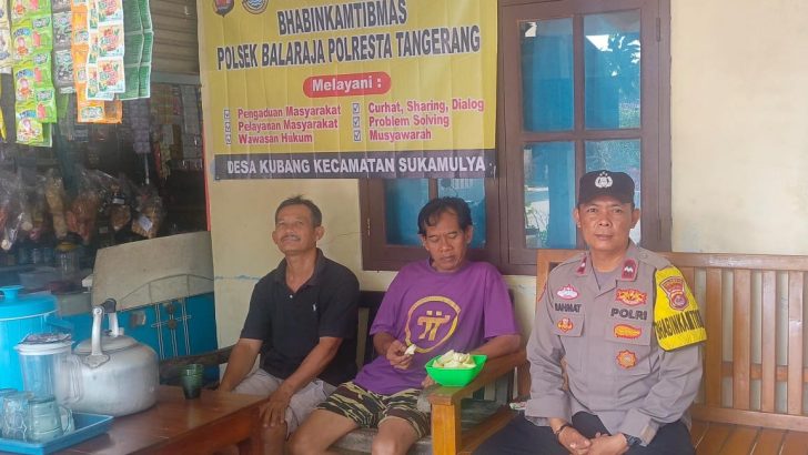 NGOBROL BARENG DI WARUNG, BHABINKAMTIBMAS POLSEK BALARAJA DENGAR ASPIRASI WARGA