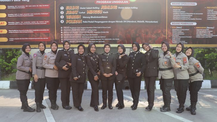 briptu desi melaksanakan upacara hari sumpah pemuda