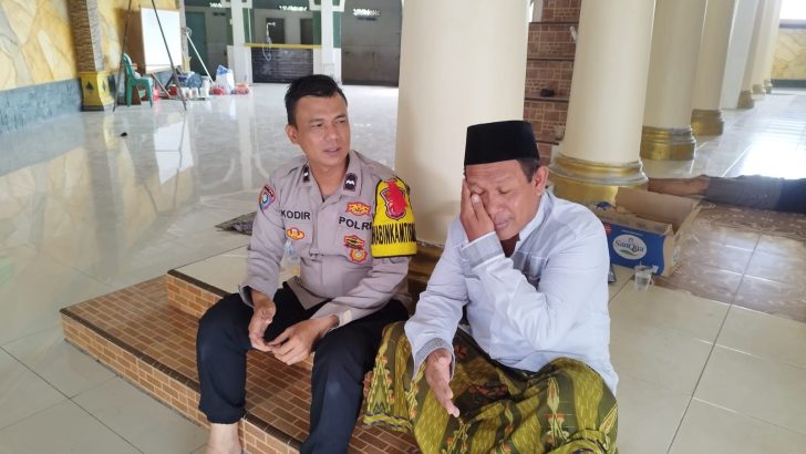 Personil Polsek Balaraja Polresta Tangerang,memberikaan himbauan kepada warga Binaan, tentang pilkada yang aman, damai dan sejuk