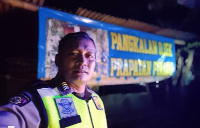 Kegiatan Patroli Strong Point rutin dilaksanakan bripka Ivo Anggota Polsek Tigaraksa Antisipasi Kejahatan, senin ,28/10/2024.