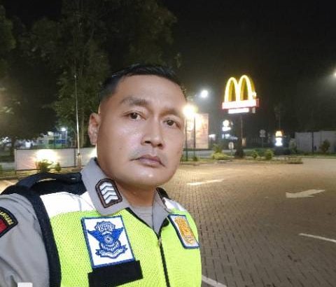 Antisipasi Kejahatan, Aiptu firly Anggota Polsek Tigaraksa Rutin Patroli barcode selasa 22/10/2024.