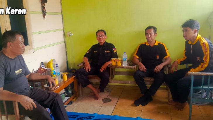 Ipda Amir Murtado Terima Kunjungan Ketua Senkom Cikupa di Kediaman Desa Munjul