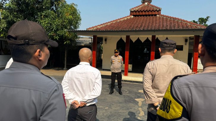 Kesiapan dan Kedisiplinan Personel Polsek Cikupa Diuji dalam Apel Pagi