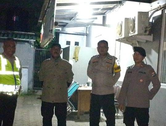 Antisipasi Kejahatan, bripka ivo Anggota Polsek Tigaraksa Rutin Patroli barcode kamis 31/10/2024.