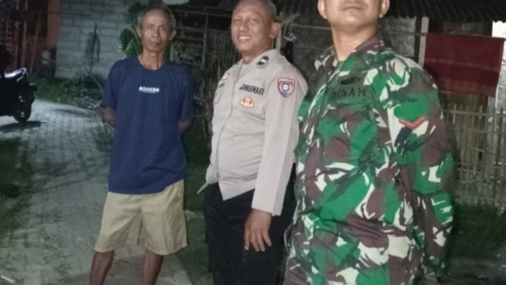 Upaya menjalin Sinergitas TNI-Polri dengan Masyarakat, Aipda Bambang lakukan kegiatan Sambang di Desa Patrasana