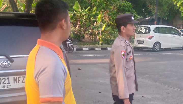 Strong Point anggota siwas Antisipasi Kepadatan Arus Lalulintas