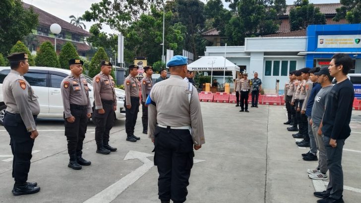 anggota Satreskrim mengikuti Apel Serah Terima Piket Fungsi Polresta Tangerang