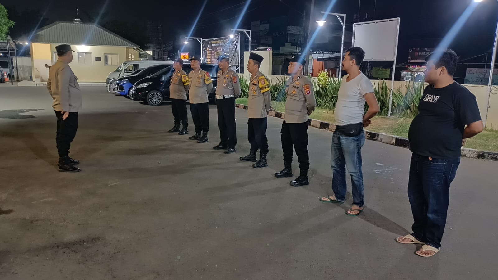 Kasubsektor Walet Polsek Pasar Kemis Pimpin Apel Malam