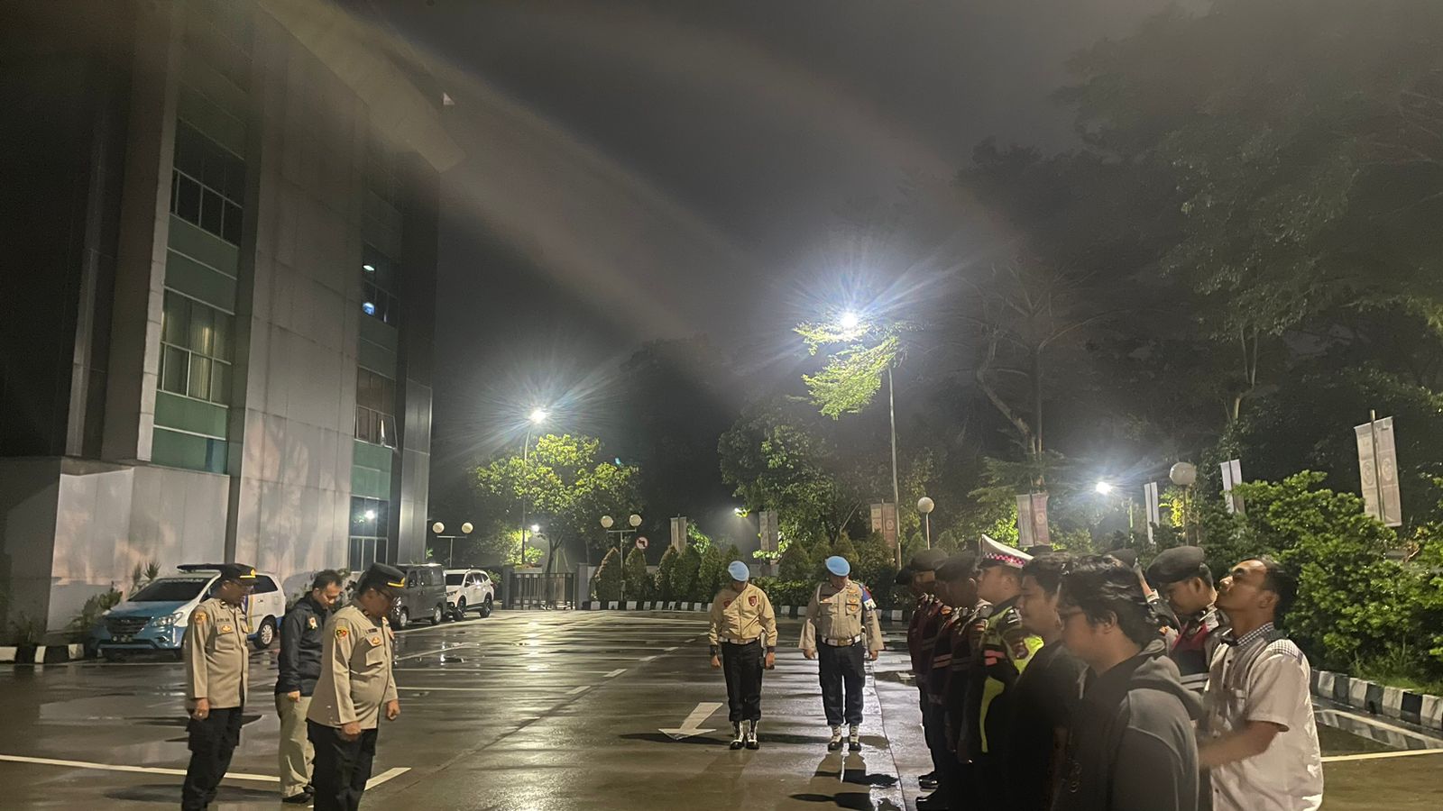Apel Malam untuk Menjaga Kamtibmas oleh Anggota Piket Reskrim dan Piket Fungsi Polresta Tangerang