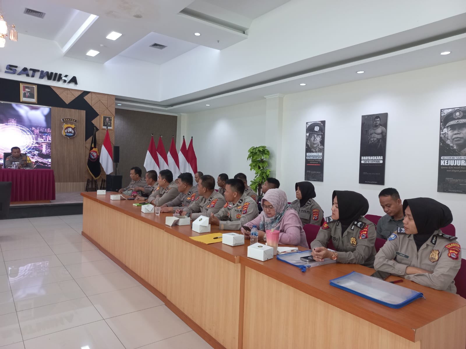 AKP Subarjo, S.H., M.Si , Pimpin Anev Rutin Siwas Polresta Tangerang