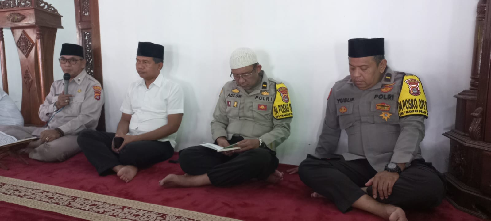 KBO Sat Reskrim dan Anggota Ikuti Binrohtal Bersama di Masjid Al-Latief