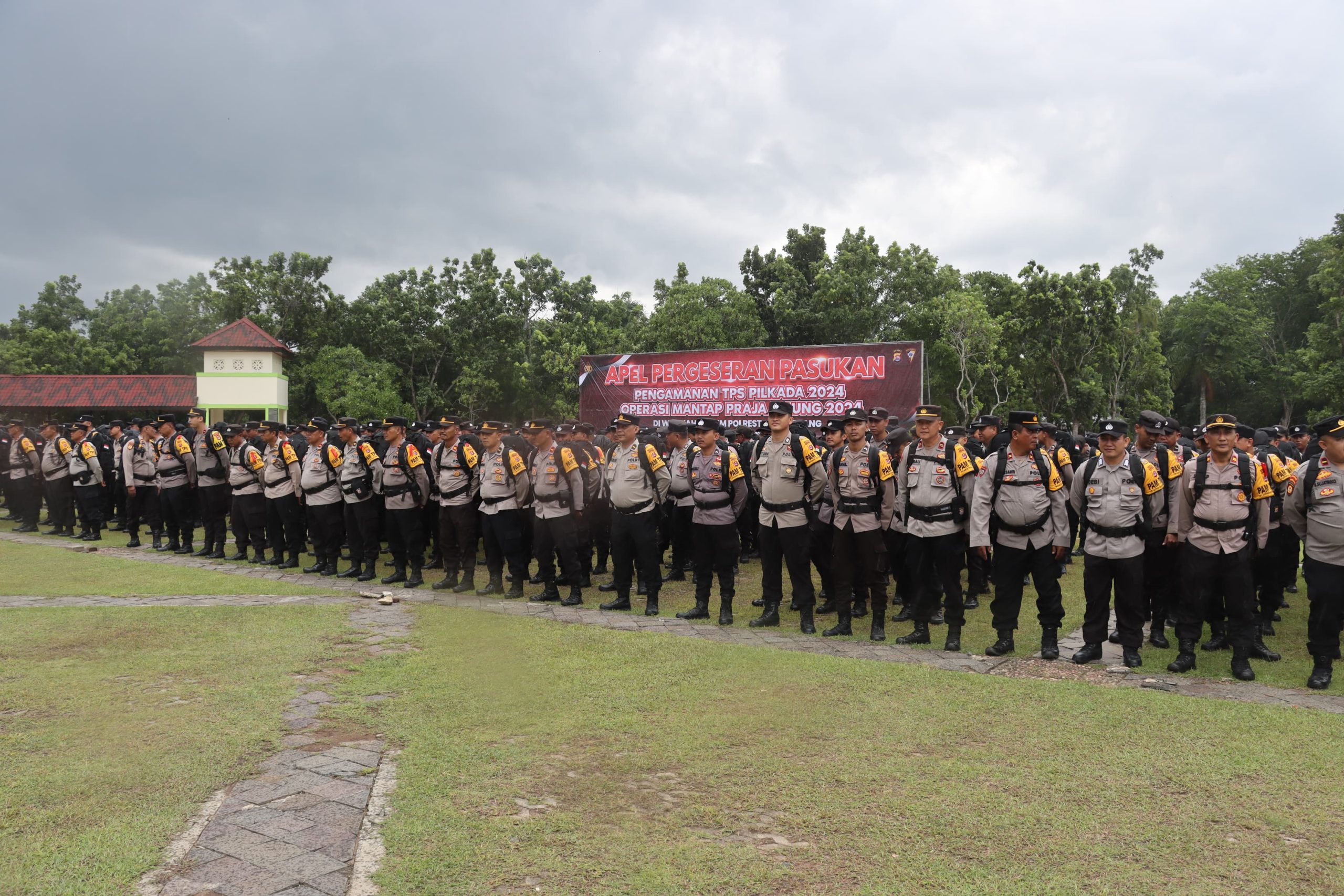 Anggota Sat Reskrim Ikuti Apel Pergeseran Pasukan Pengamanan TPS Pilkada Serentak 2024