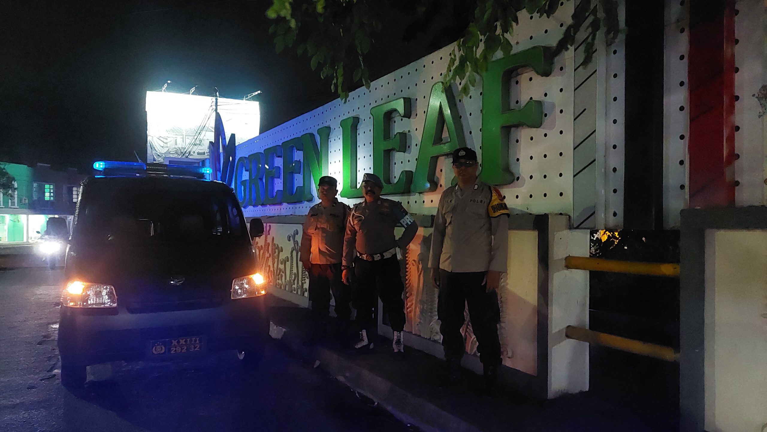 Kabupaten Tangerang – Dalam rangka cipta kondisi situasi Kamtibmas, Kepolisian Sektor Rajeg jajaran Polresta Tangerang Polda Banten menggelar Ops Cipta kondisi atau patroli Kegiatan Rutin Yang Ditingkatkan, di wilayah Kecamatan Rajeg Kabupaten Tangerang, Rabu (04/12/2024).