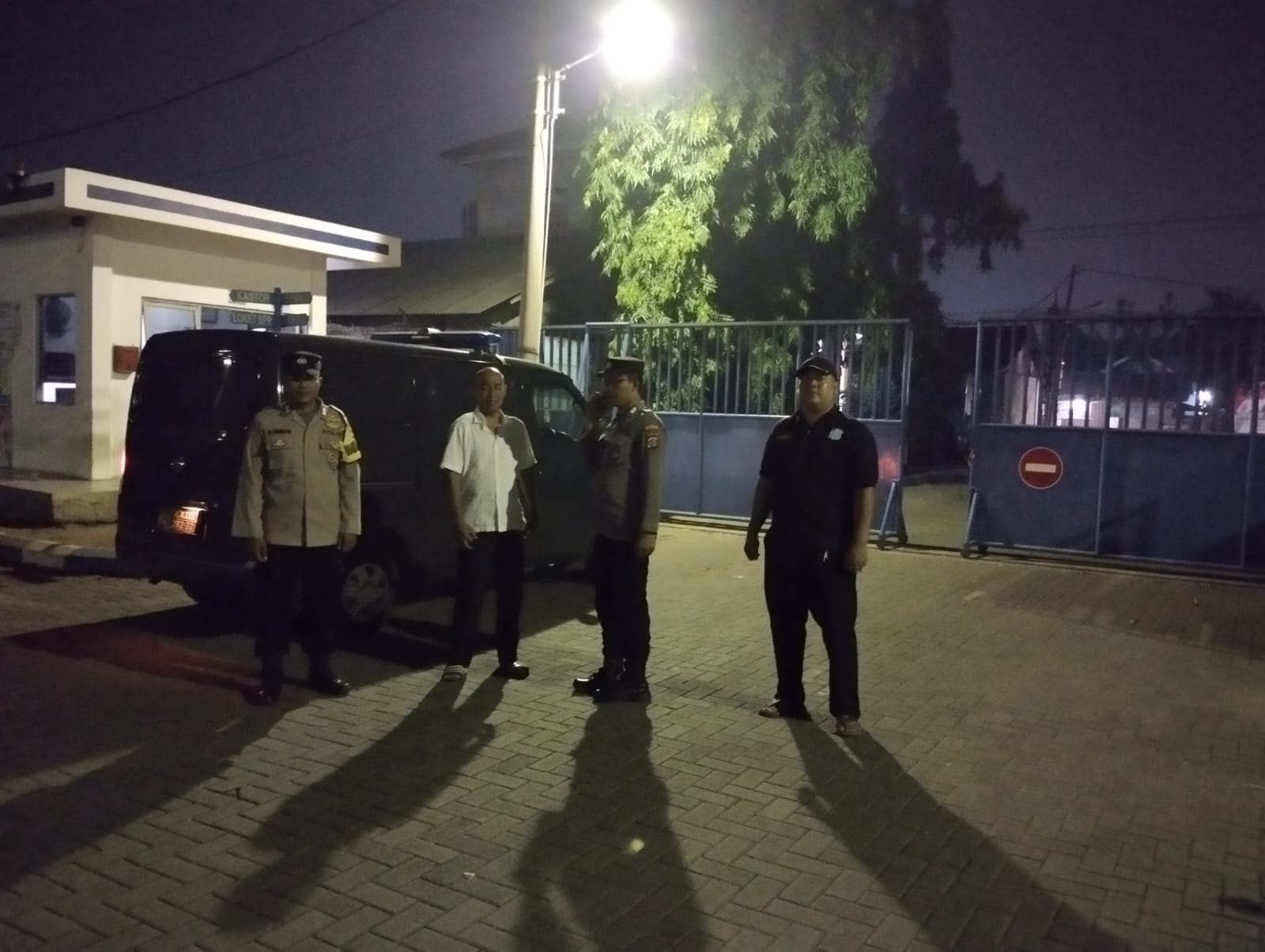 Polsek Rajeg gelar patroli mobile wilayah, untuk menciptakan kondisi situasi yang aman kondusif.