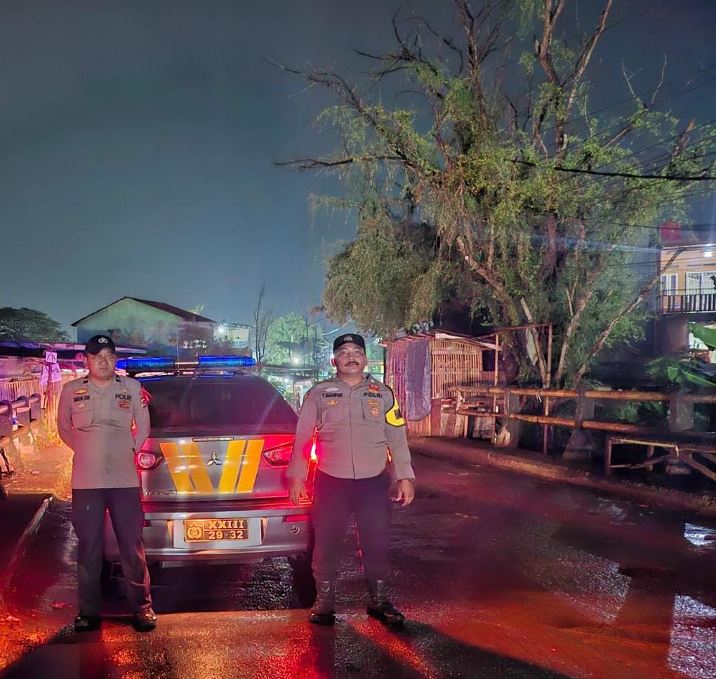 Polsek Rajeg gelar patroli mobile wilayah, antisipasi gangguan Kamtibmas.