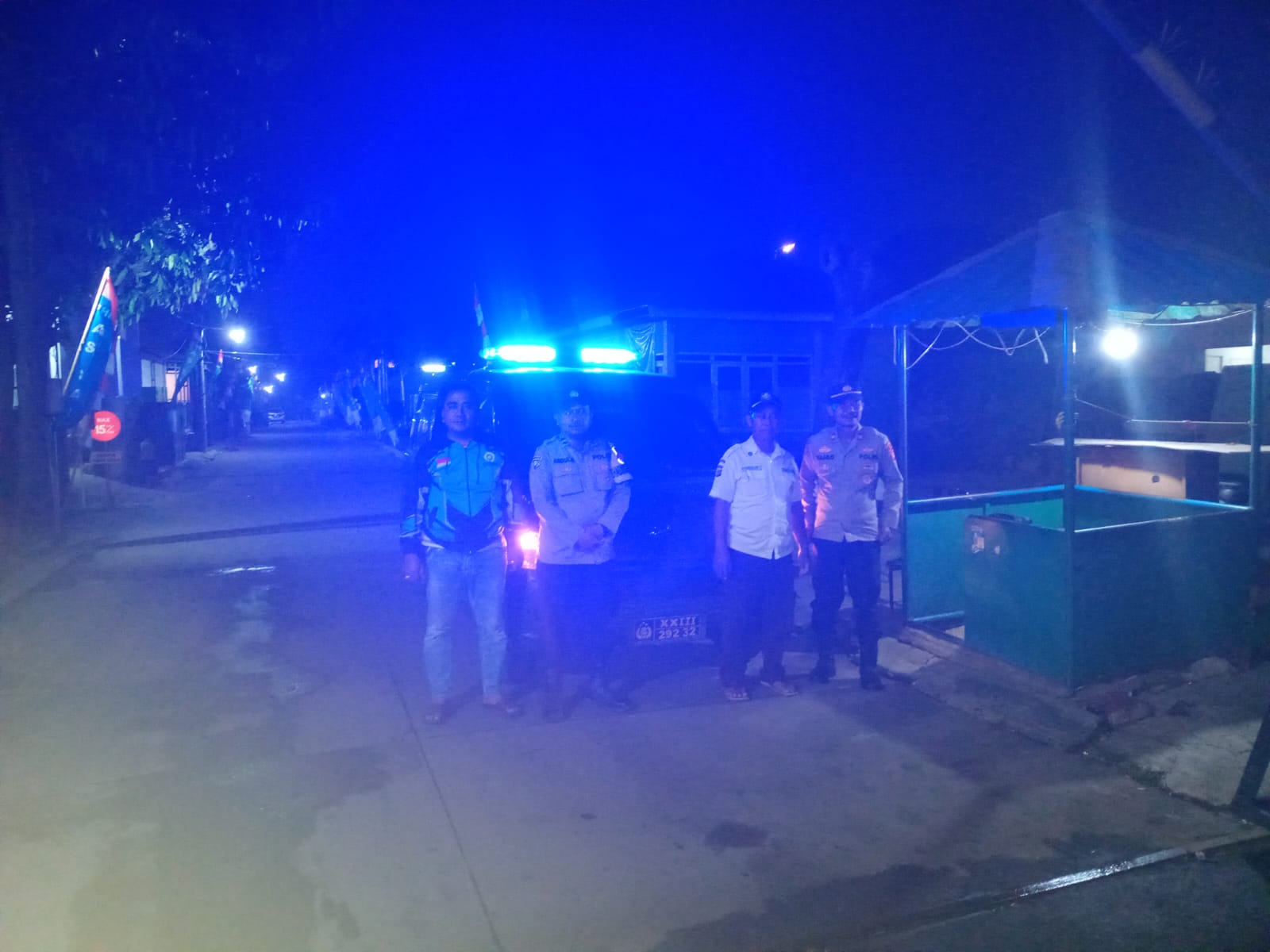 Antisipasi gangguan Kamtibmas, Polsek Rajeg tingkatkan patroli kewilayahan.