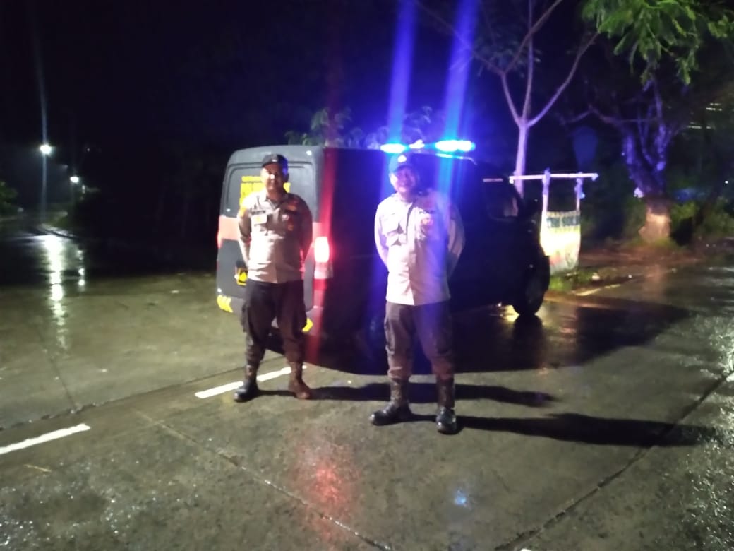 Kabupaten Tangerang – Dalam rangka cipta kondisi situasi Kamtibmas, Kepolisian Sektor Rajeg jajaran Polresta Tangerang Polda Banten menggelar Ops Cipta kondisi atau patroli Kegiatan Rutin Yang Ditingkatkan, di wilayah Kecamatan Rajeg Kabupaten Tangerang, Selasa 21 Januari 2025