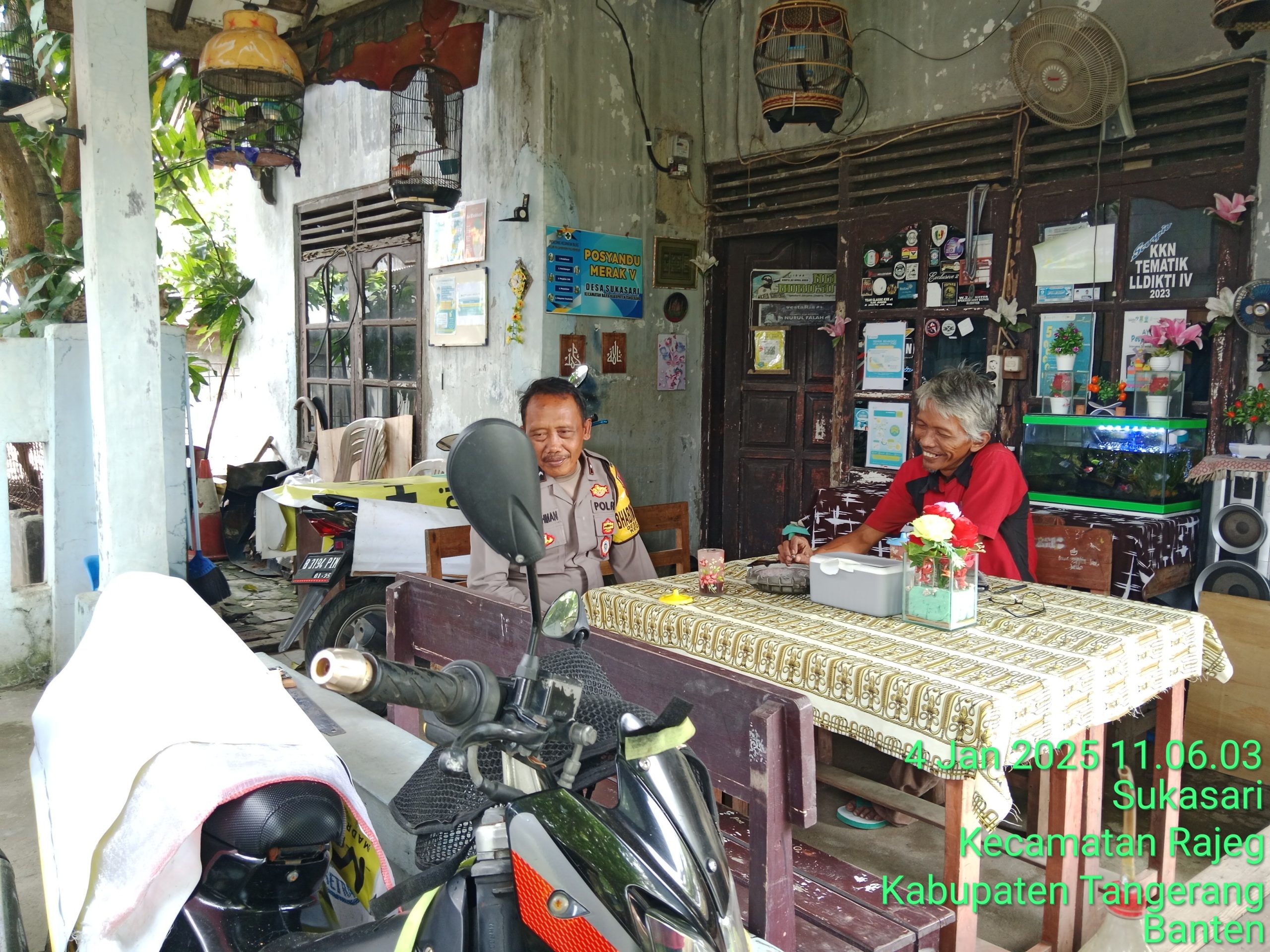 Binamas Desa sukasari Rajeg melaksanakan kegiatan sambang warga