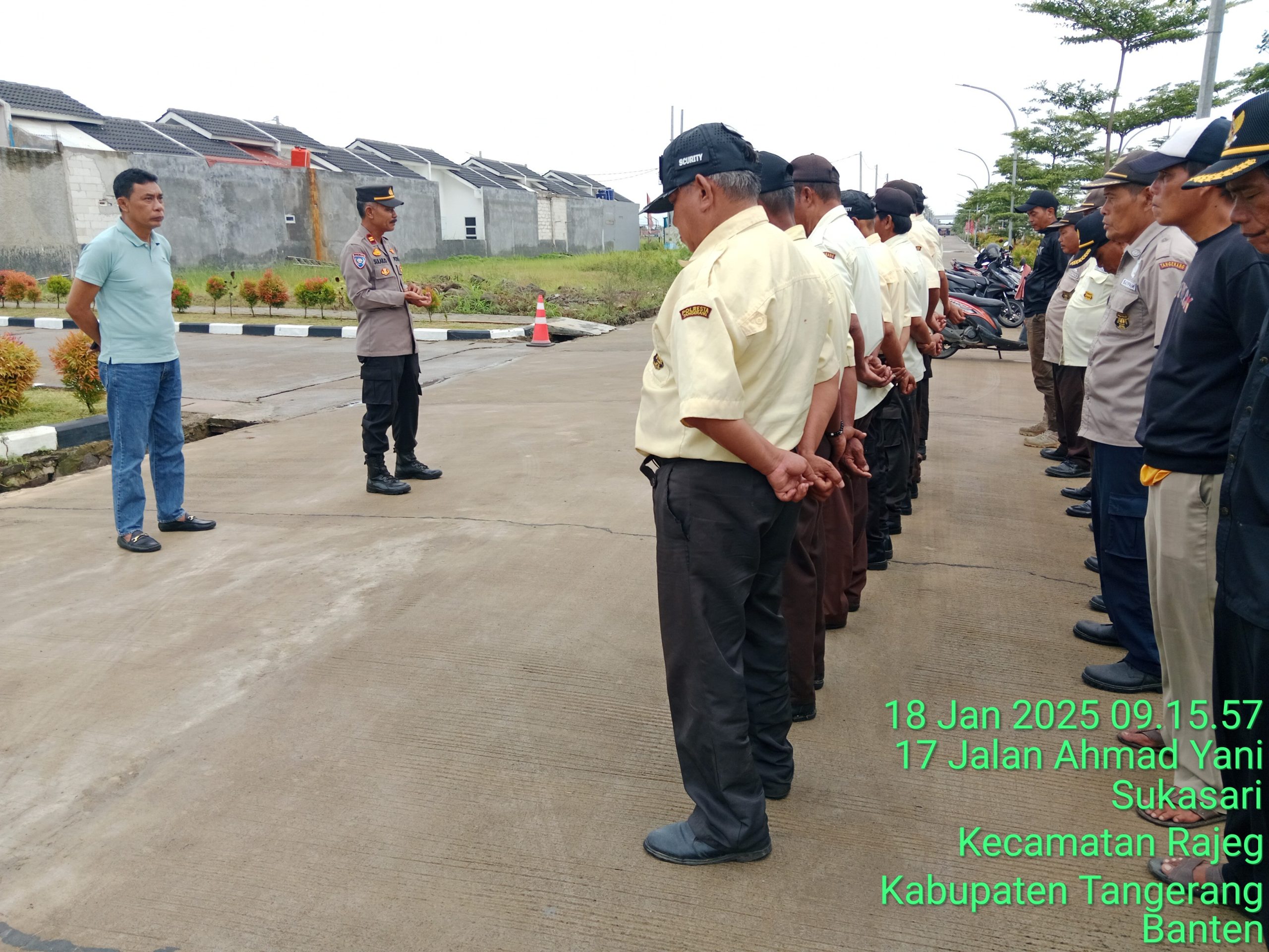 Himbaun kamtibmas kepada warga binaan di Desa sukasari rajeg tangerang banten