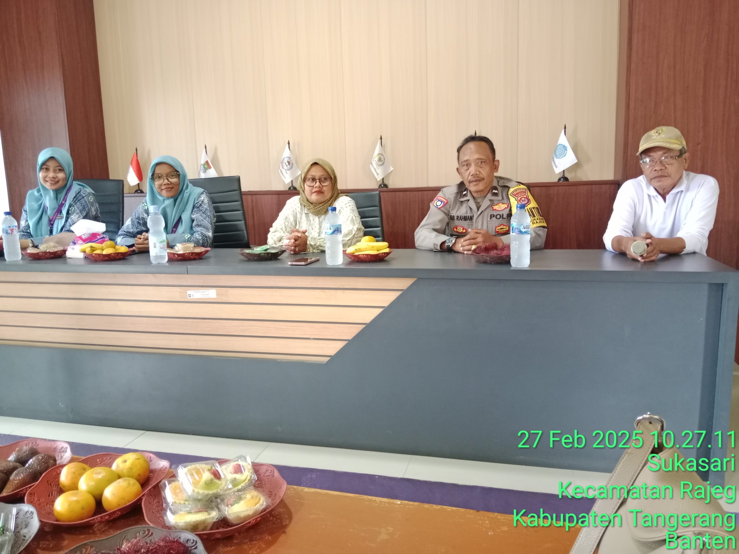 Kegiatan bhabinkamtibmas polsek rajeg desa sukasari sambangi warga binaan