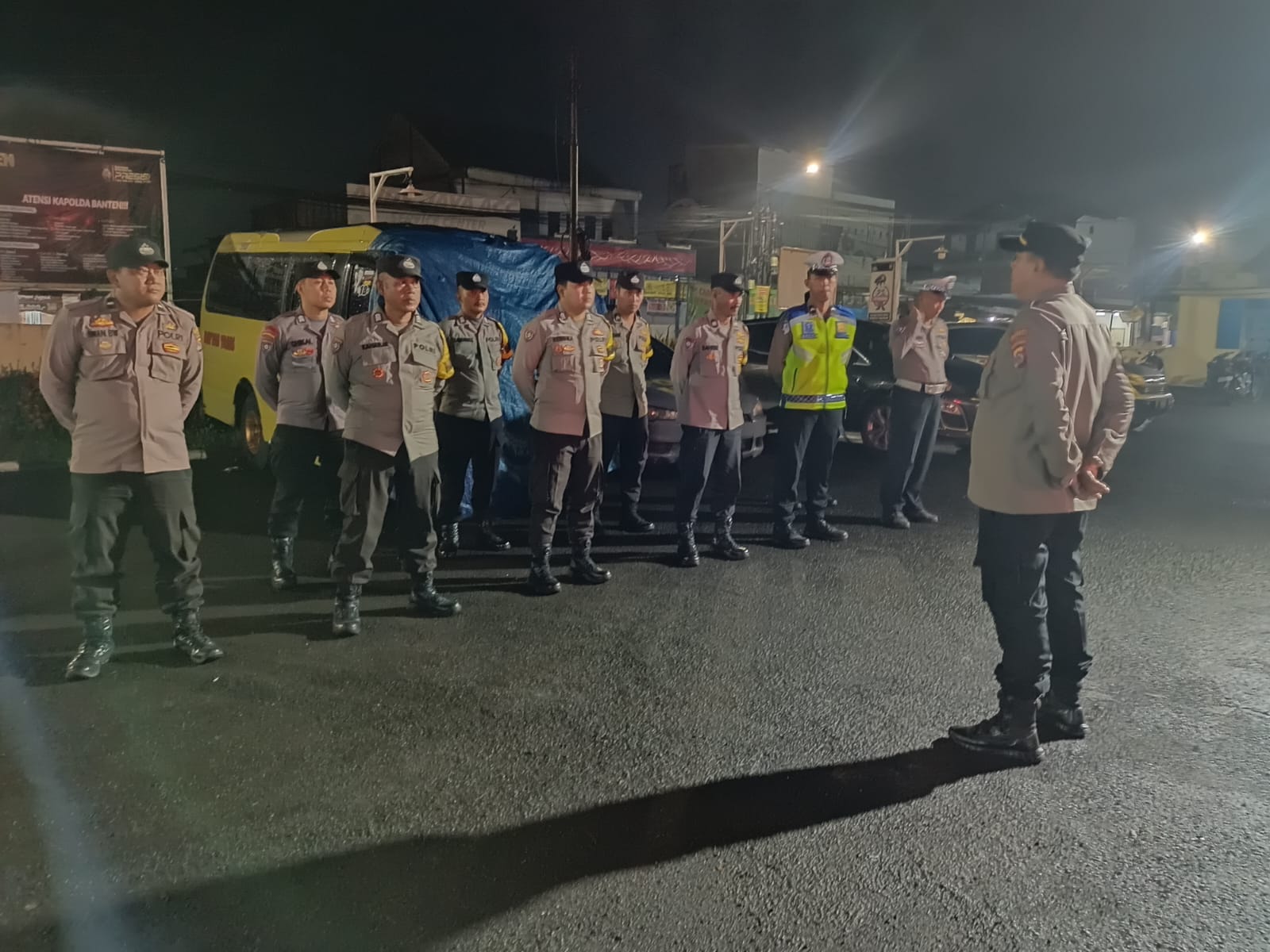 Antisipasi Gangguan Kamtibmas, Polsek Rajeg Patroli Mobile Ops Cipta Kondisi.