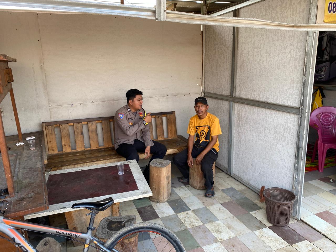 Kegiatan sambang bhabinkamtibmas polsek rajeg serap aspirasi masyarakat