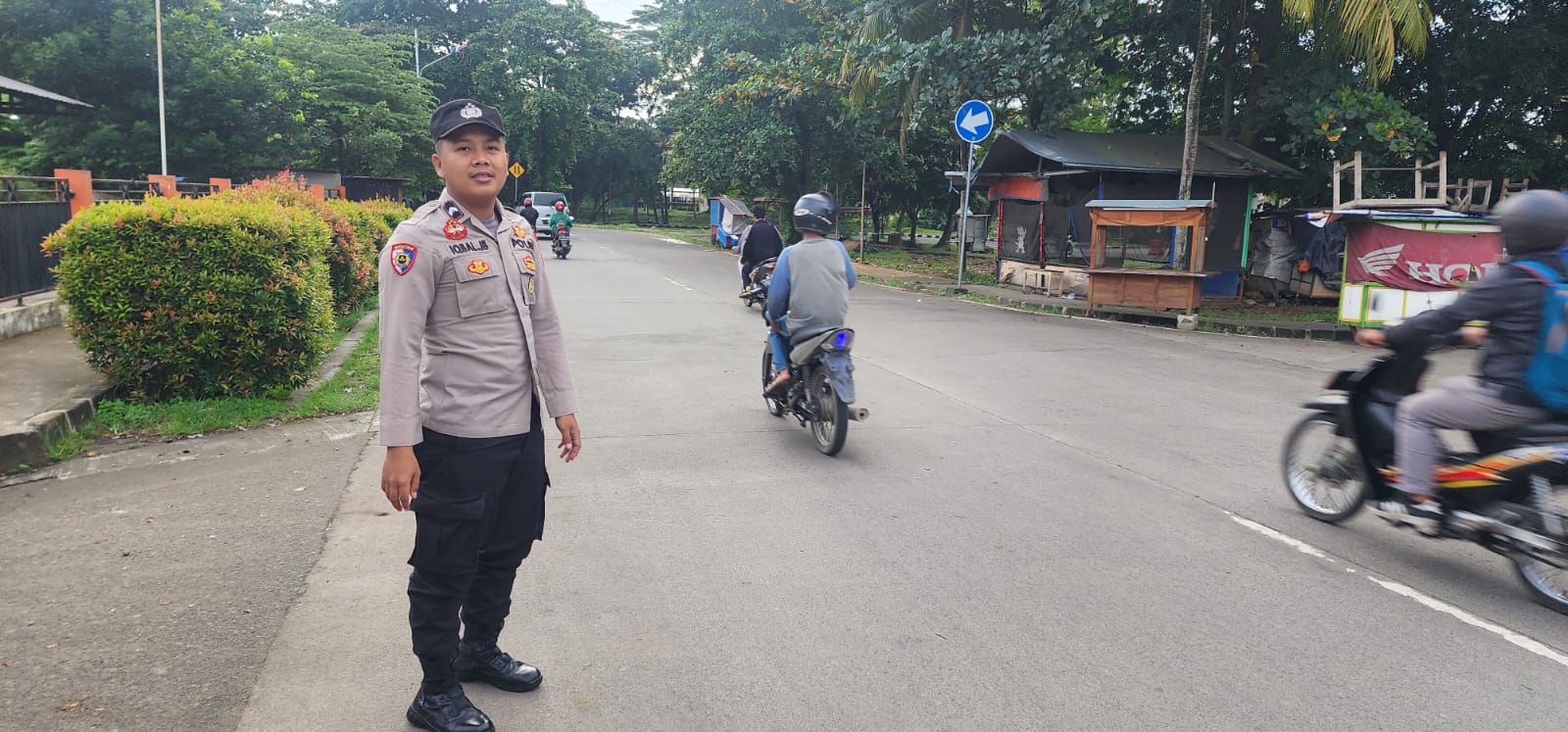 Strong Point anggota siwas Antisipasi Kepadatan Arus Lalulintas