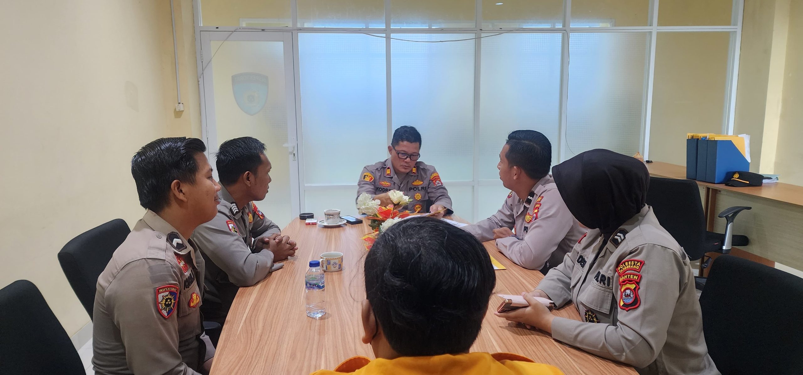 AKP Kudratullah, S.H., M.M , Pimpin Anev Rutin Siwas Polresta Tangerang