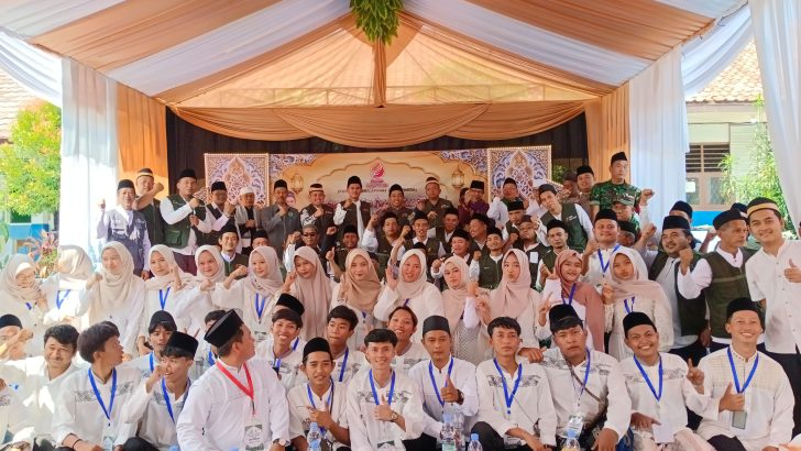 *Bhabinkamtibmas Desa Daru Hadiri Santunan Anak Yatim dan Khitanan Massal FUADA Tahun 2026*