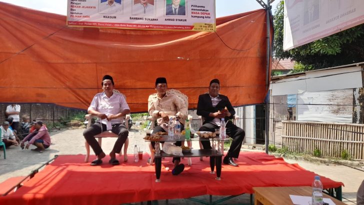 Bhabinkamtibmas Polsek Pasar Kemis Monitoring Pemilihan Ketua RW 02 Kutabaru, Sampaikan Pesan Kamtibmas Program Pendekar Banten