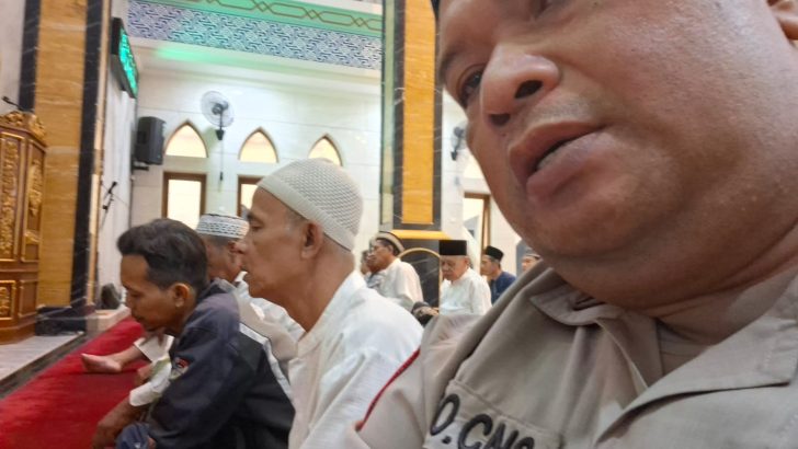 Pererat Silaturahmi dengan Warga, Polsek Pasar Kemis Gelar Program Subuh Keliling di Masjid Nurul Yaqin