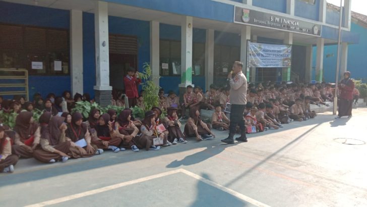 MPLS Jadi Momentum Edukasi, Polsek Panongan Bekali Pelajar SMPN 1 Panongan Bahaya NARZA