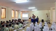 Edukasi Sejak Dini, Polsek Panongan Sambangi SMP Citra Islamic Bahas Bahas Game dan Judi Online
