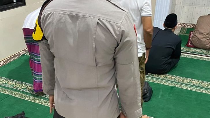 Makmurkan Masjid dan Dekatkan Diri dengan Warga, Polsek Pasar Kemis Gelar ‘Subuh Keliling’ di Sukaharja