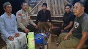 Bhabinkamtibmas Polsek Pasar Kemis Ronda Siskamling Bersama Warga, Perkuat Keamanan Lingkungan
