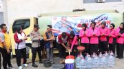 *Polresta Tangerang Distribusikan Bantuan Air Bersih ke Warga Sentul Balaraja*