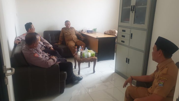 Perkuat Sinergitas dengan Pemerintah Desa, Kapolsek Tigaraksa Silaturahmi ke Kantor Desa Cisereh