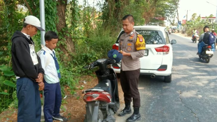 Cegah Kenakalan Remaja, Polsek Mauk Polresta Tangerang Edukasi Warga Desa Tanjung Anom lewat Program Babacakan
